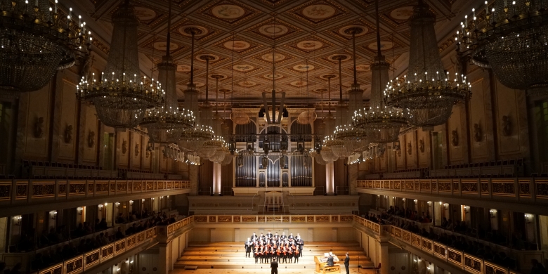 Christmas Concert Series With Organist Thomas Trotter A Success The Choir Of St John S College Cambridge